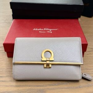 Salvatore Ferragamo Gancini Grey signature Wallet with Gold Accent